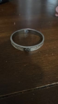 Tory Burch bracelet