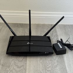 TP-Link AC1750 Router