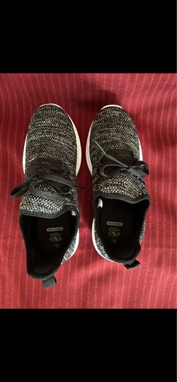 Memory Foam Athletic Shoes Size 81/2