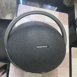 Vendo  Studio 7 Bocina Cargador