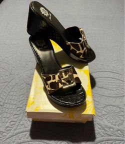 Yellow Box Women’s Black Giraffe Print Wedge Sandals – Size 7.5 – Never Worn
