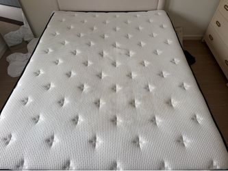 Queen mattress