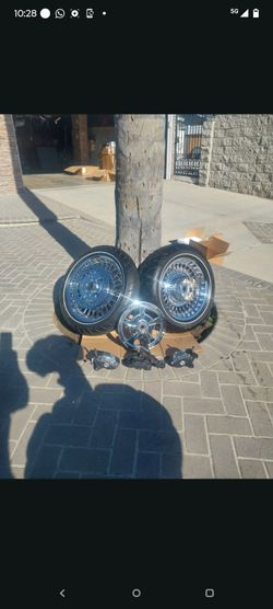 New rims and tires come off of Harley-Davidson everything that you see right there 1500