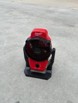 Milwaukee m12 compact fan (tool only)