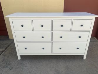 IKEA Hemnes 8-Drawer White Dresser