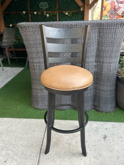 AMERICAN MADE hi BARSTOOL from TRENDLER swivel chair