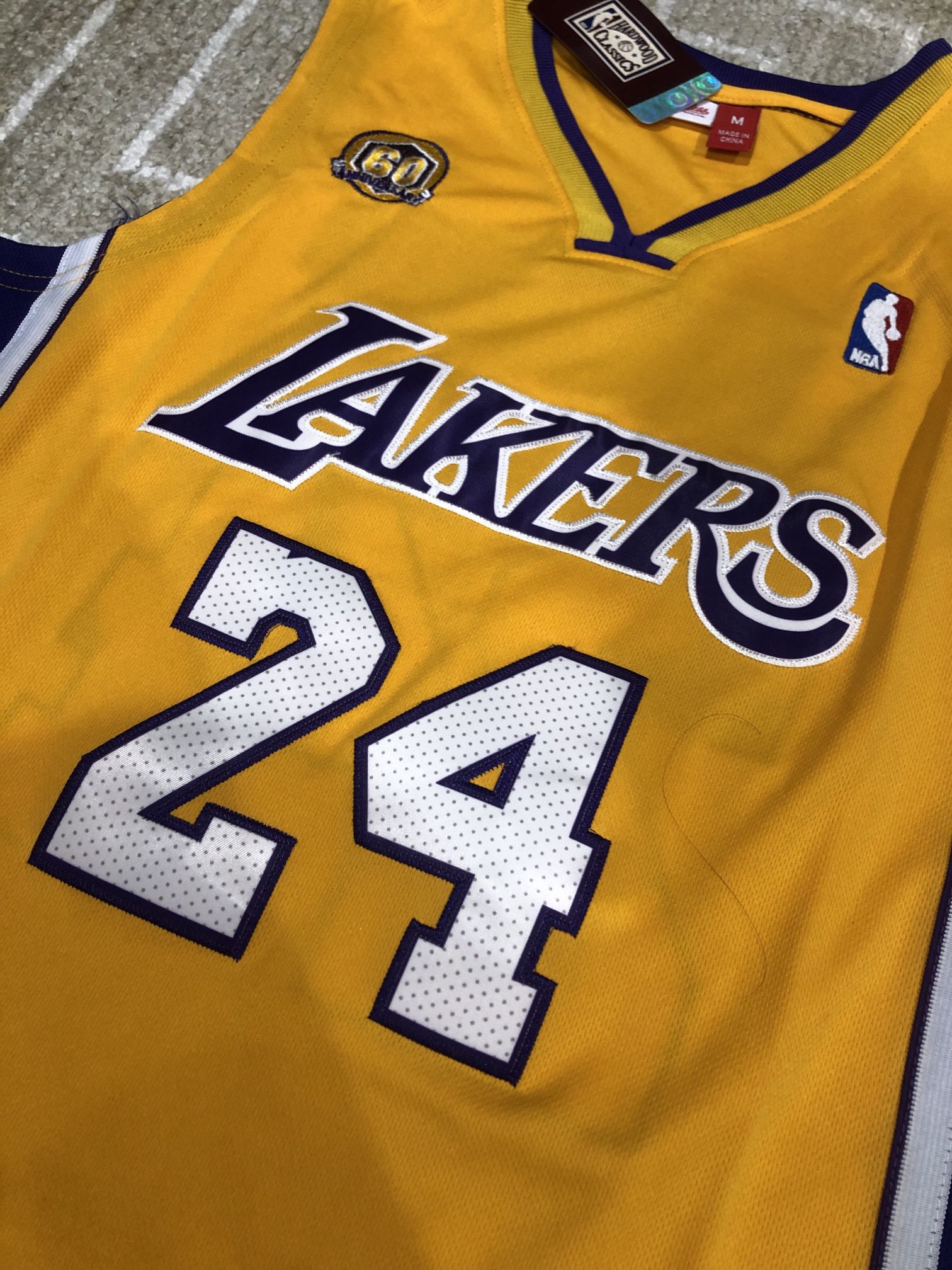 Lakers Kobe #8 Mitchell N Ness Mens Jersey for Sale in Bell Gardens, CA -  OfferUp