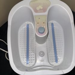 HoMedics Bubble Bliss Deluxe Foot Spa.