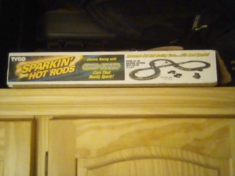 Sparking Hot Rod Race Track Brand New