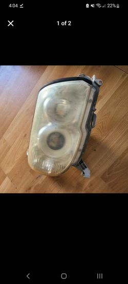 Totyota 4runner headlight 4th gen