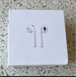 Apple AirPods Wireless Earbuds