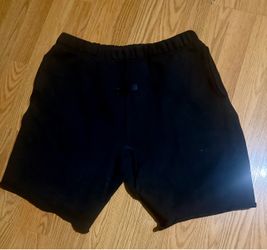 Black  essential Sweat Short