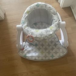 Fisher Price Portable Sit Me Up Floor Seat 