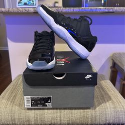Space Jam Lows Size 7y