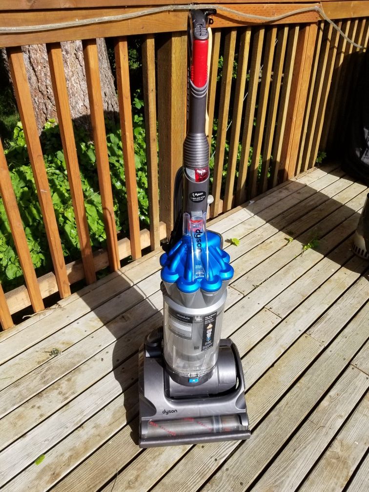 Dyson DC17 Asthma and Allergy Vacuum