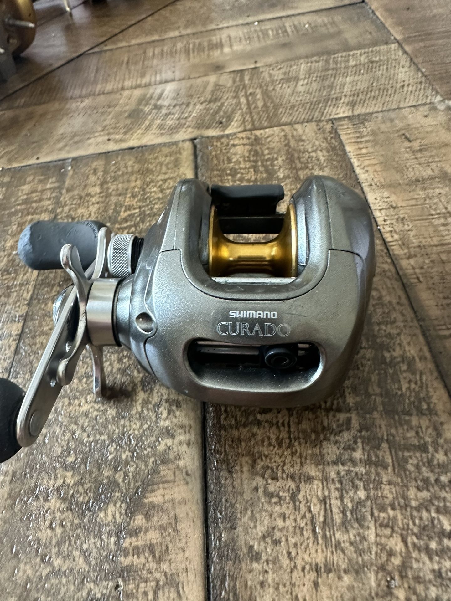 Shimano Curado 100 DSV