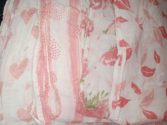 Muslin blankets