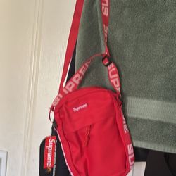Supreme SS18 Shoulder Bag