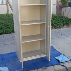 Metal Storage Clean Good Condition Located In Canoga Park 