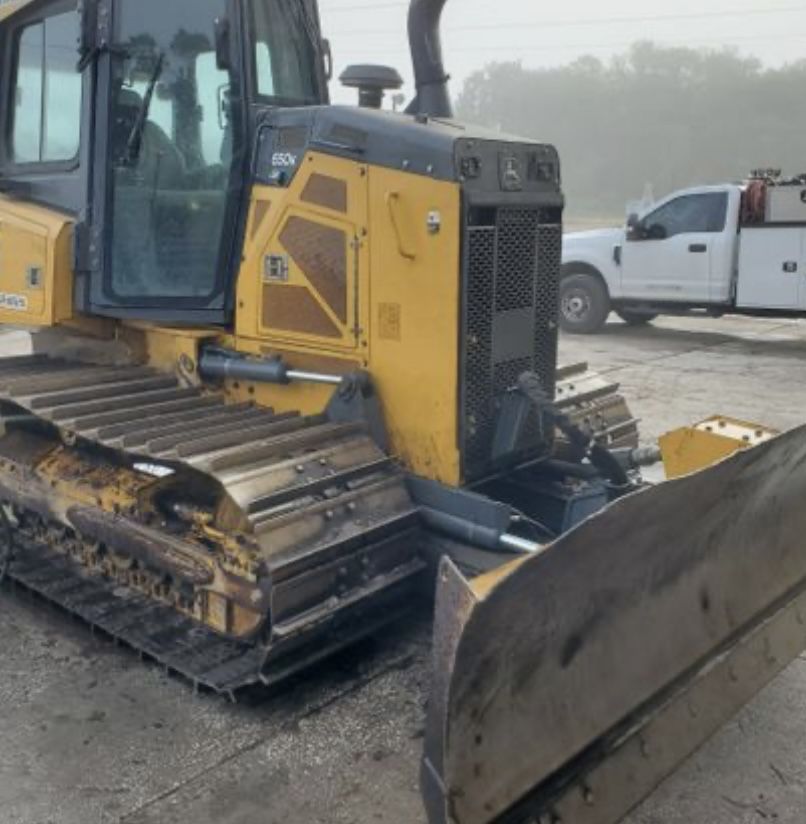 JOHN DEERE DOZER LOW GROUND PRESSURE 100-115HP