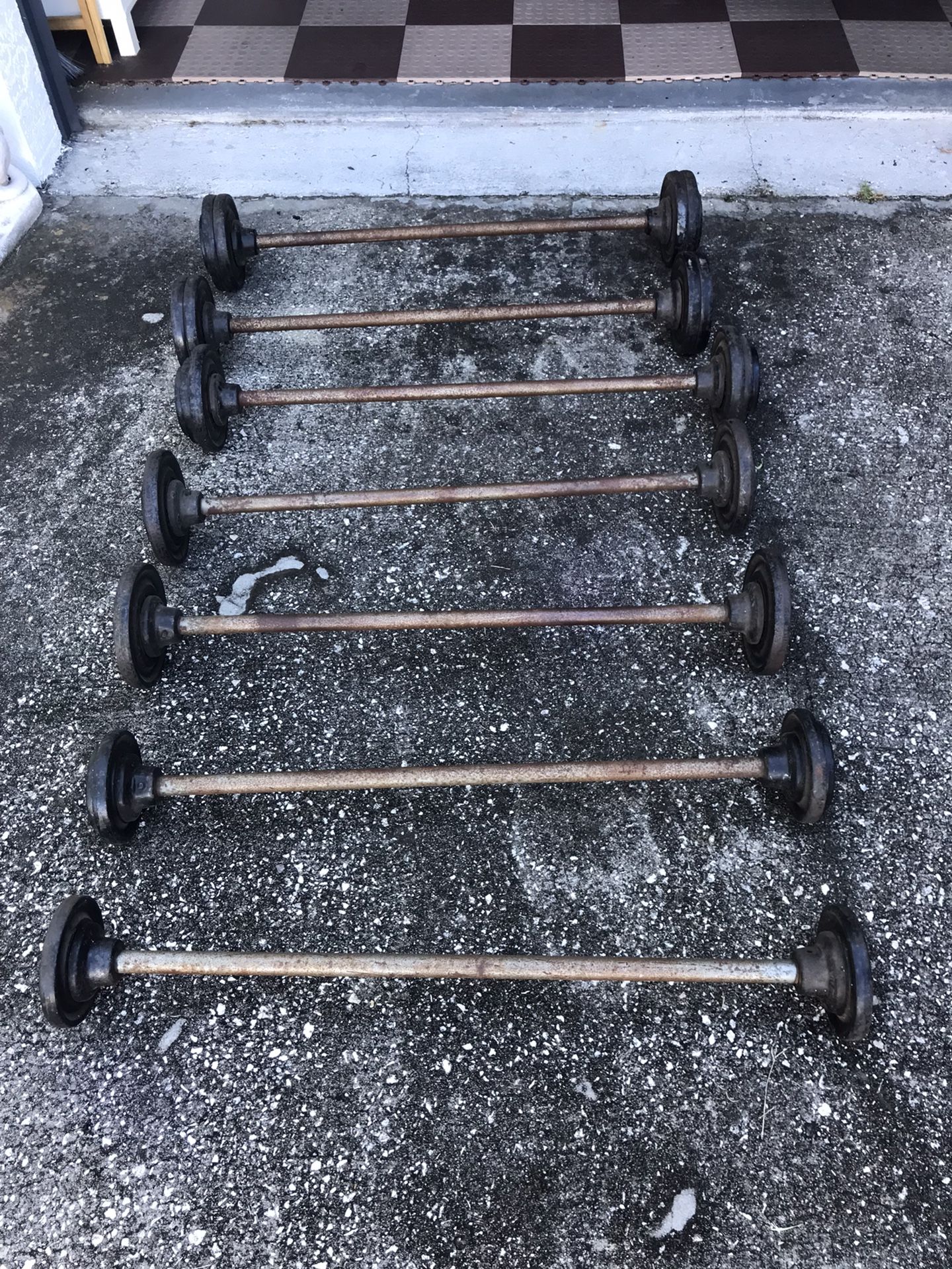 Straight Fixed Weightlifting Bars