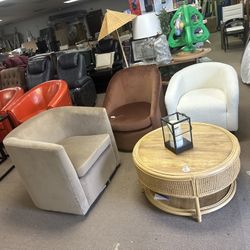 Accent Chair #CoffeeTable #Sidetable #Sofa#