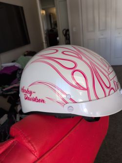 Helmet, WOMEN'S HARLEY DAVIDSON WHITE AND PINK FLAMES HELMET Med Pink lady