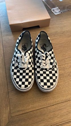 Vans tennis shoes