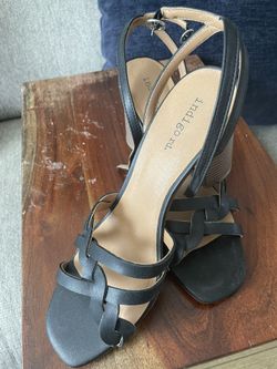 Indi Shoes Size 8 1/2 Excelente Condición