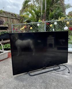 Smart TV 62 Inches