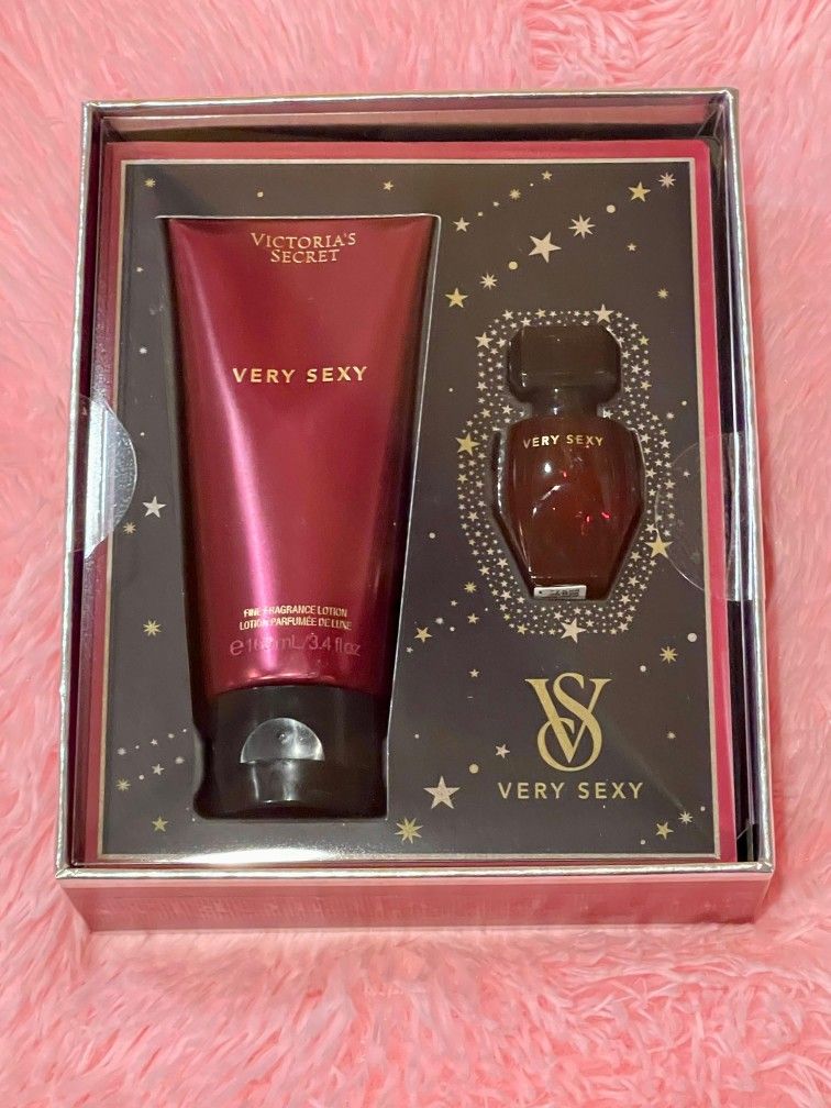 Victoria Secret Body Spray And Perfume Set