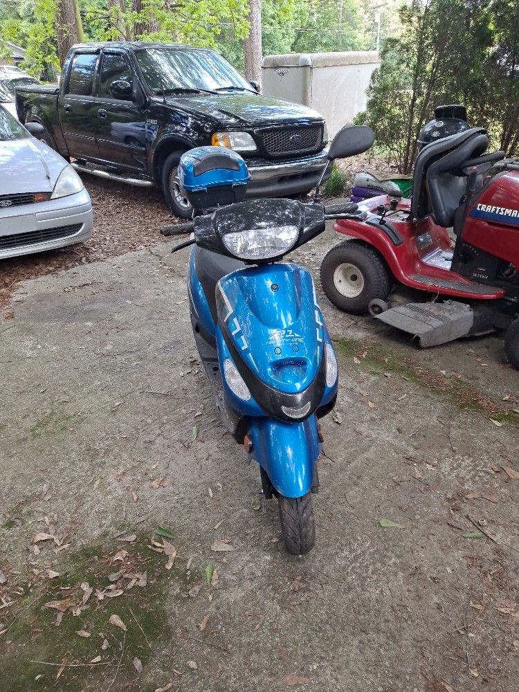 Photo Tao Tao 50cc Moped