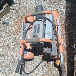 Ridgid Five Gallon Mini Wheelbarrow Compressor