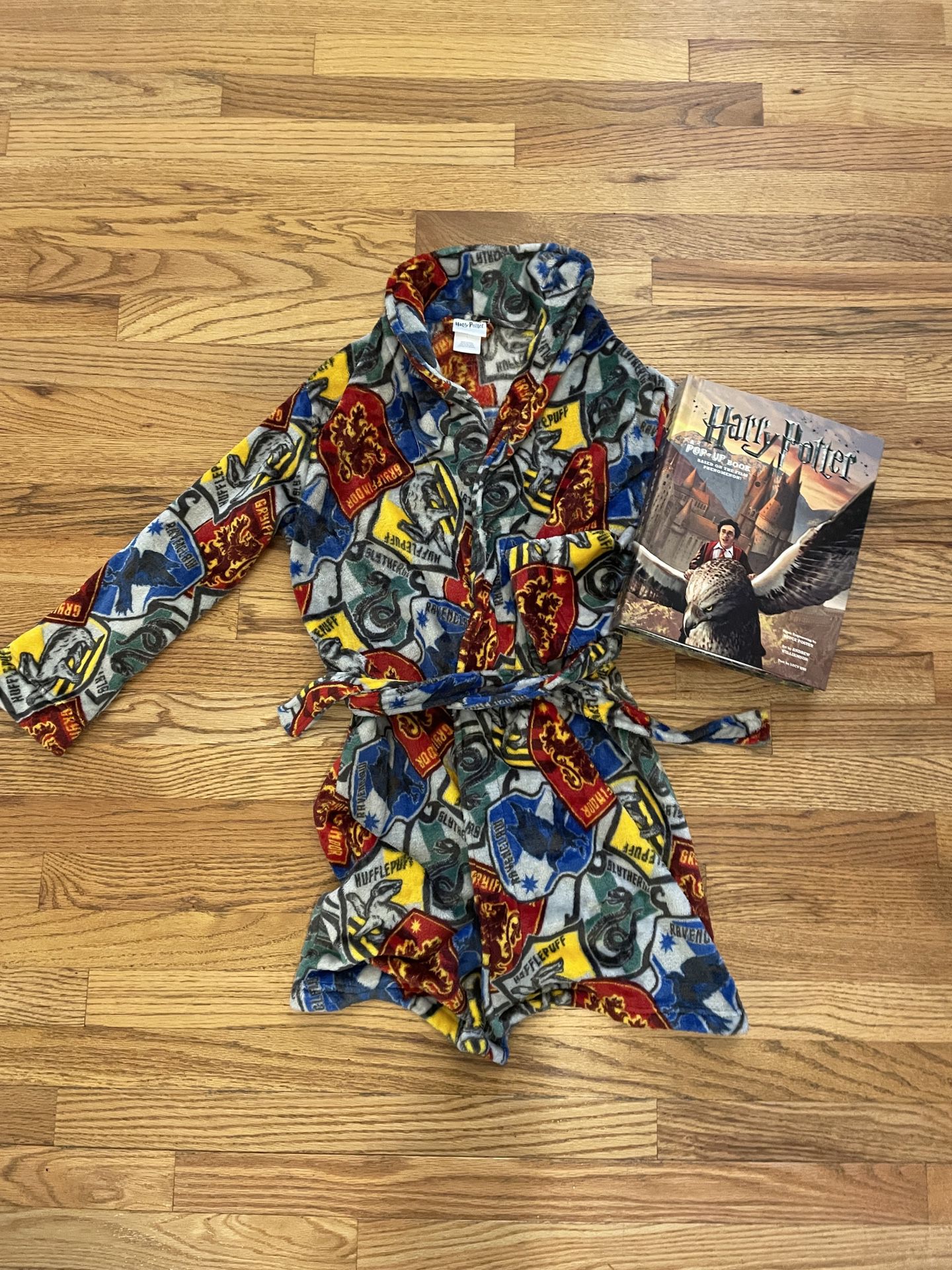 Harry Potter Robe and Pop Up Book