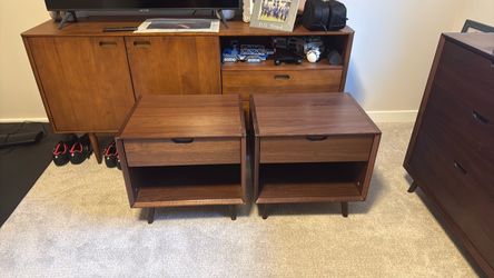 Dania Nightstands