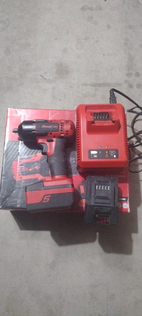 Snap On 3/8" Cordless Impact Wrench