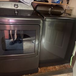 GE Washer & Dryer Set
