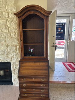 Magnavox stereo am/fm, ar recorder player curio cabinet