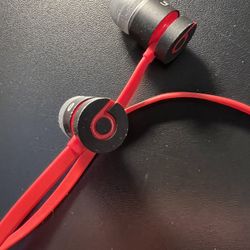 Beats By Dre Ear Buds - Clean