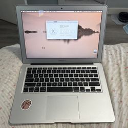 MacBook Air 13” (Early 2015)