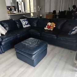 Sofa,dark blue