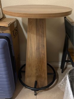 Bar Table