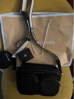 New Michael Kors small cross body purse