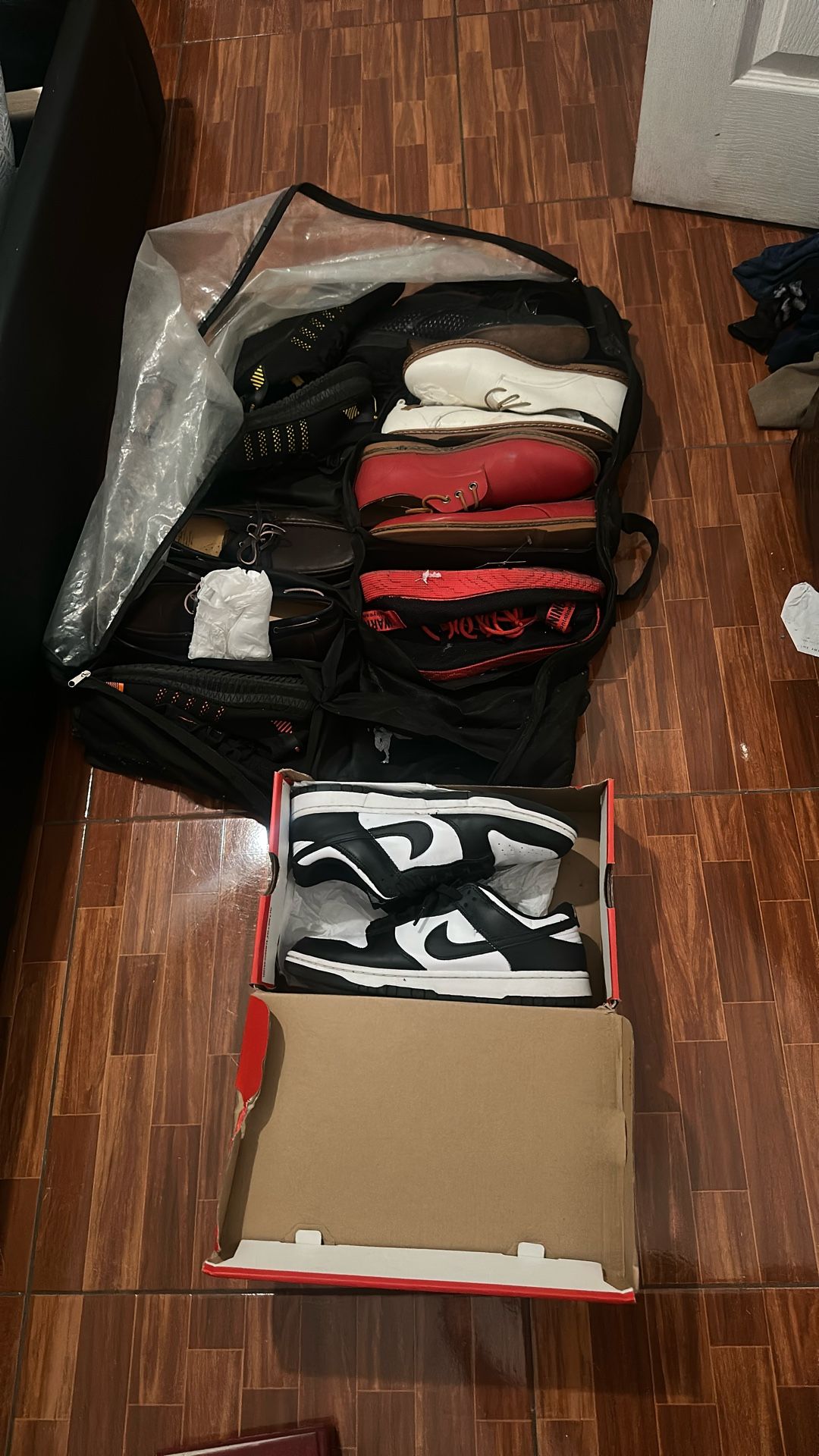 Massive Book & Shoe Bundle – Self Help, Business, Fiction + Name Brand Shoes!