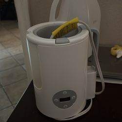 Baby bottle warmer