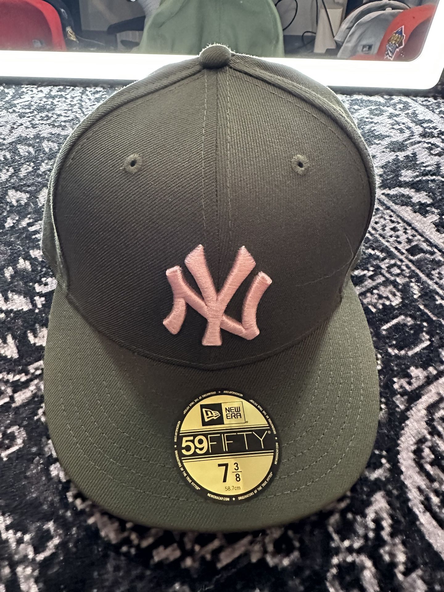 NYC FITTED HAT