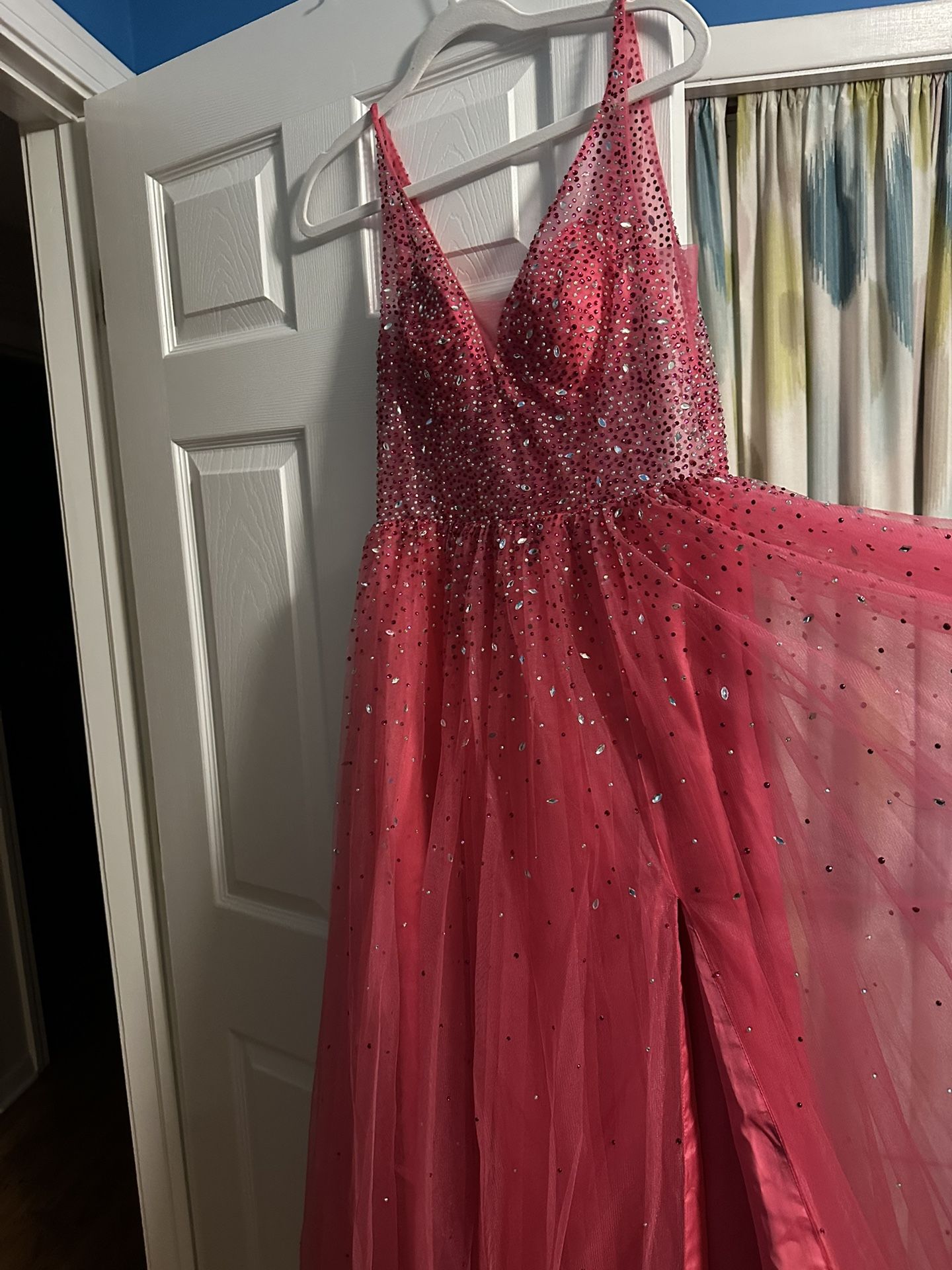 A-line Princess V Neck Sleeveless Floor-Length Tulle Prom Dress with Beading Crystal