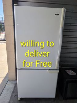 Maytag Refrigerator/Freezer 18 cu ft Capacity