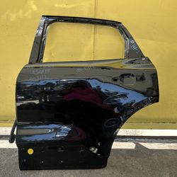 2020-2024 FORD ESCAPE REAR DRIVER SIDE DOOR SHELL 