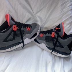 GS - Infrared Jordan Retro 4s